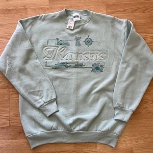 NWT Vintage Embossed Kansas Sweatshirt by Tultex Sz L